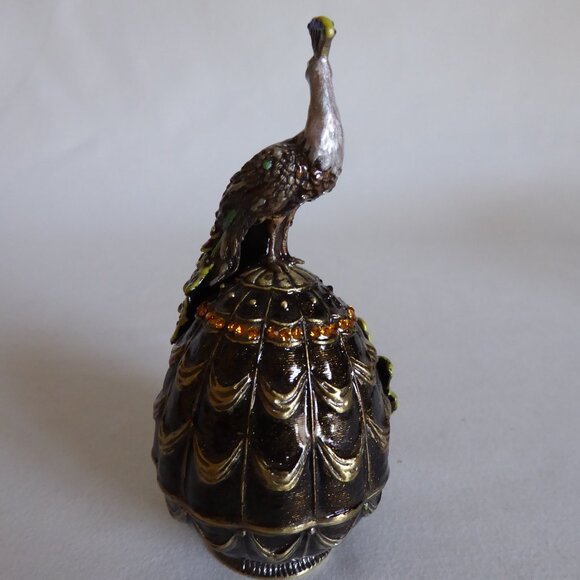 ENAMELED BEJEWELED PEACOCK ON EGG TRINKET BOX (NEW WITHOUT BOX) - Picture 4 of 12
